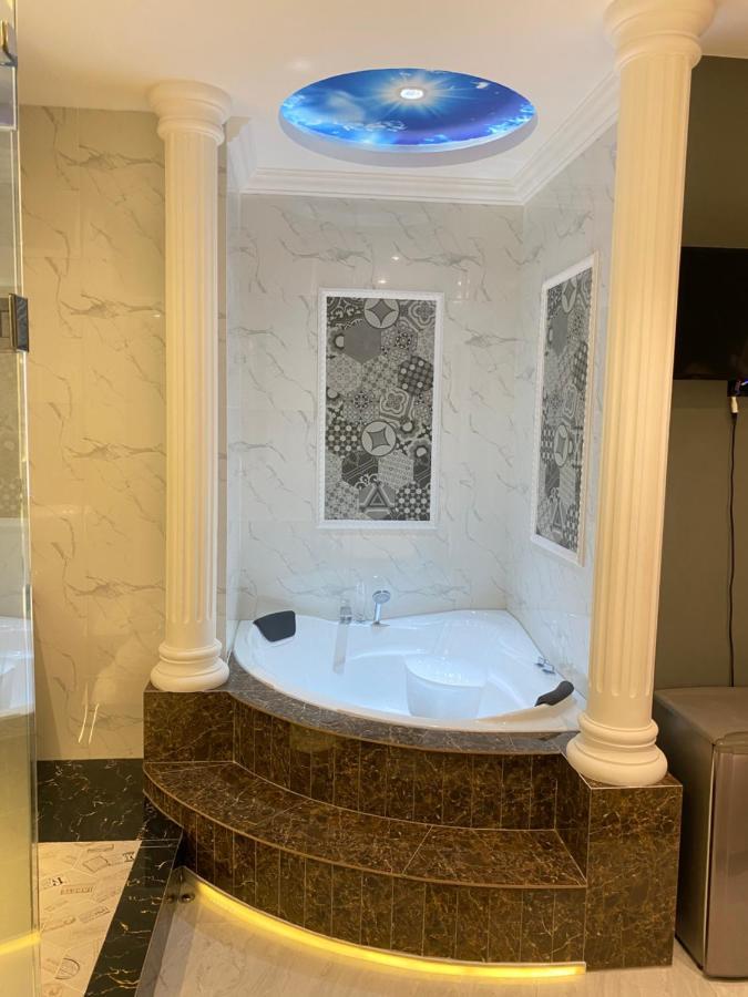 Phuoc Hung 1 Hotel Vĩnh Long Eksteriør bilde